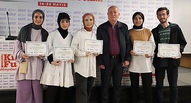 Kocaeli'de Yazarlık Atölyesi öğrencileri sertifikalandı