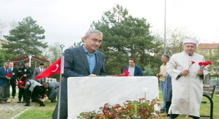 Kütahya'da şehitler kabirleri başında anıldı