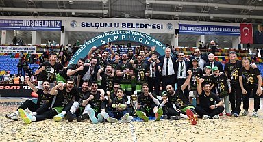 Manisa BBSK, şampiyonluğa takım oyunuyla ulaştı