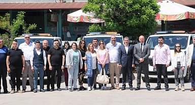 Manisa Büyükşehir Turgutlu'da hal sezonu açılış törenine katıldı