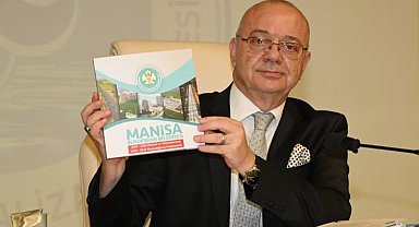 Manisa Meclis Üyelerine hizmetleri anlatan kitap