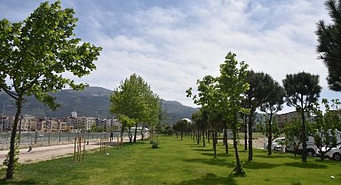 Manisa'da atıl alan 12 bin metrekarelik peyzaj alanına dönüştü