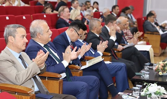 Moğolistan'daki "Türk Yazıtları Çalıştayı" İKÇÜ'de yapıldı