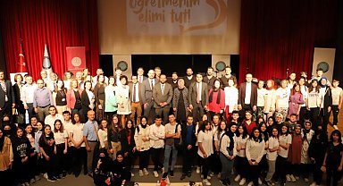 'Öğretmenim Elimi Tut' Bursa'da paşladı