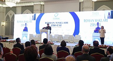 'Roman'lar için yeni 'sosyal' strateji