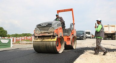 Sakarya Büyükşehir asfalt çalışmalarını sürdürüyor