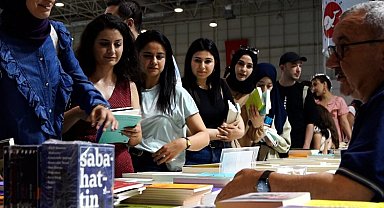 Vatandaşlar Gaziantep Kitap Fuarı'nı çok sevdi
