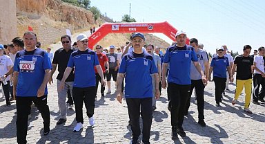 1. Uluslararası Mardin Abbara Koşusu coşkuyla başladı