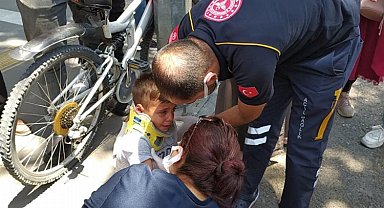 Adıyaman'da otomobilin çarptığı çocuk yaralandı