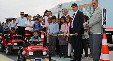 Afyonkarahisar Valisi trafik eğitiminde