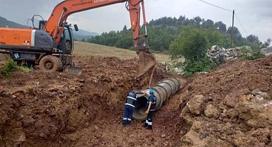 Akseki'de kış aylarında kırılan büzler onarılıyor