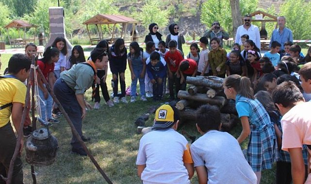 Ankara Kalecik'te çocuklara izcilik aşısı