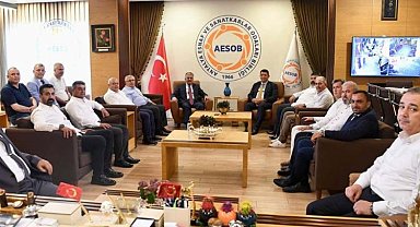 Antalya Valiliği esnafın yanında