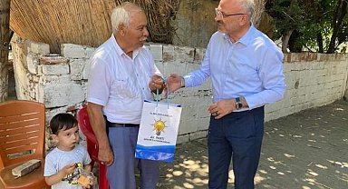 Aydın Efeler'de AK Parti'den babalara evlerinde ziyaret