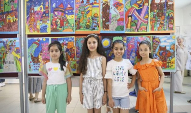Aydın'da kursiyerler resim sergisi açtı