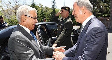Bakan Akar Pakistanlı mevkidaşını ağırladı