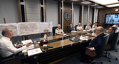 Bakan Akar'dan kuvvet komutanlarına operasyon talimatı