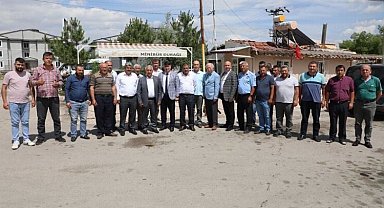 Başkan Zeybek minibüs esnafıyla bir araya geldi