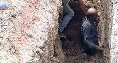 Bursa Mudanya'da toprak altında kalan işçi kurtarıldı