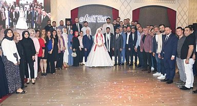 Bursa'da iş ve siyaset dünyasını buluşturan düğün