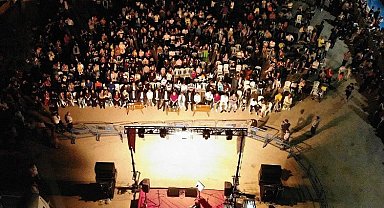 Bursa'da Kestel'in üç bir yanından müzik sesleri yükseldi