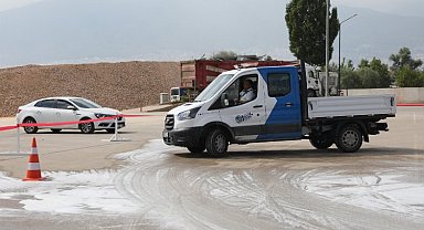 Bursa'da şoförlere 'güvenli sürüş' eğitimi