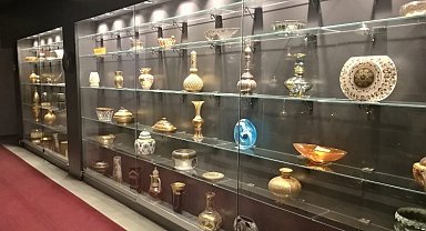 Camın zarafeti Kıbrıs Modern Sanat Müzesi'nde