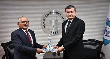 Cumhuriyet Başsavcısı Akın Büyükkılıç'a veda etti