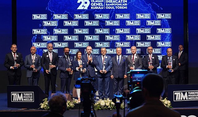 Ege Bölgesi'nden 7 ihracatçı firmaya TİM'den 10 ödül
