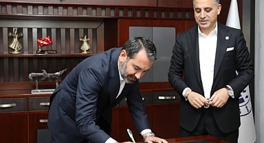 Elazığ alt yapısı için ilk imza