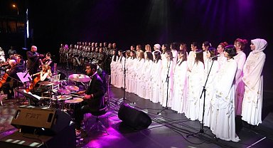 Hatay EXPO'da Ata'nın sevdiği şarkıyı söylediler