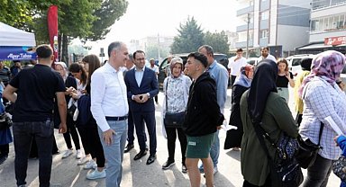 İnegöl Belediyesi YKS sınavında gençlerin yanında