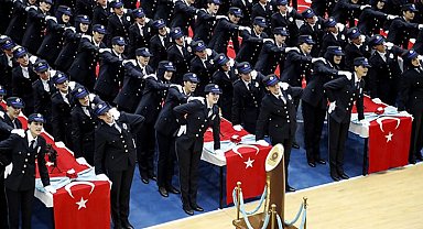 İstanbul'da 499 kadın polis memurunun mezuniyet sevinci