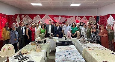 İzmir Bergama'da el emeği göz nuru ürünler sergilendi