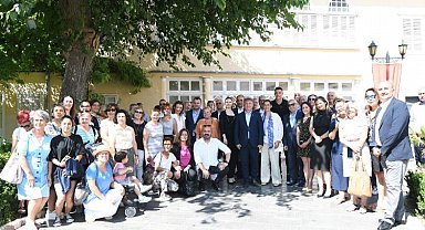 İzmir Bornova'da kızlara 'imece' destek