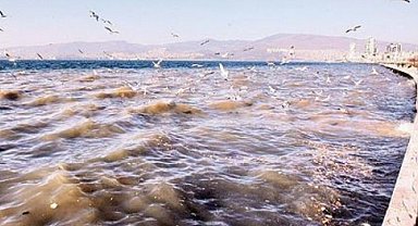 İzmir'de kötü koku alarmı!