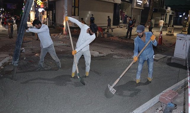 İzmit'in yolları betonlaşıyor