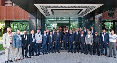 Kayserili esnaflardan Büyükılıç'a ziyaret