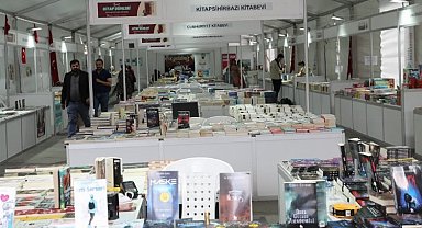 Kocaeli'de İzmit Kitap Günleri açıldı