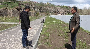 Kür Nehri yaşam merkezinde bisiklet yolu sevinci