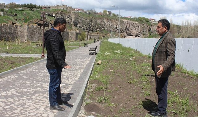 Kür Nehri yaşam merkezinde bisiklet yolu sevinci