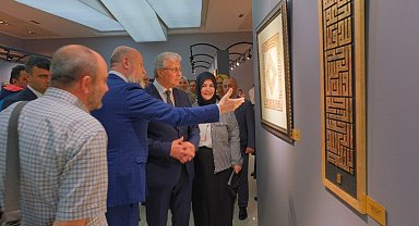 Kur'an'dan ayetler sanata dönüştü
