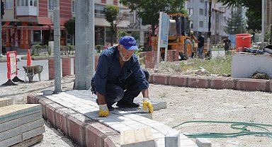 Kütahya FSM'de kaldırım çalışması sürüyor