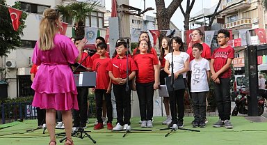 Manisa'da çocuklar 'doğa' için söyledi
