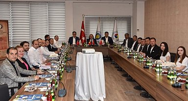 Manisa'nın Kırgızistanlı kardeşlerinden ziyaret