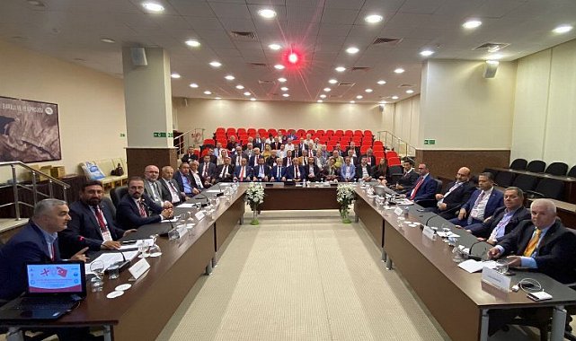 Medyadaki dönüşüm Artvin'de masaya yatırıldı