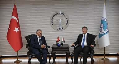 Memduh Büyükkılıç'a KKTC'den misafir