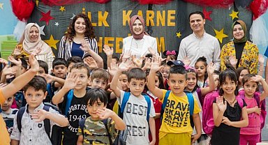 Miniklere karne hediyesi
