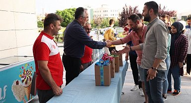 Nevşehir Belediyesi'nden üniversite öğrencilerine ikram