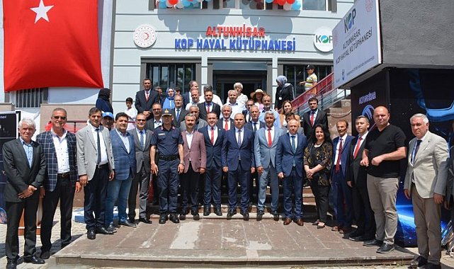 Niğde'de 'Hayal Kütüphanesi' açıldı